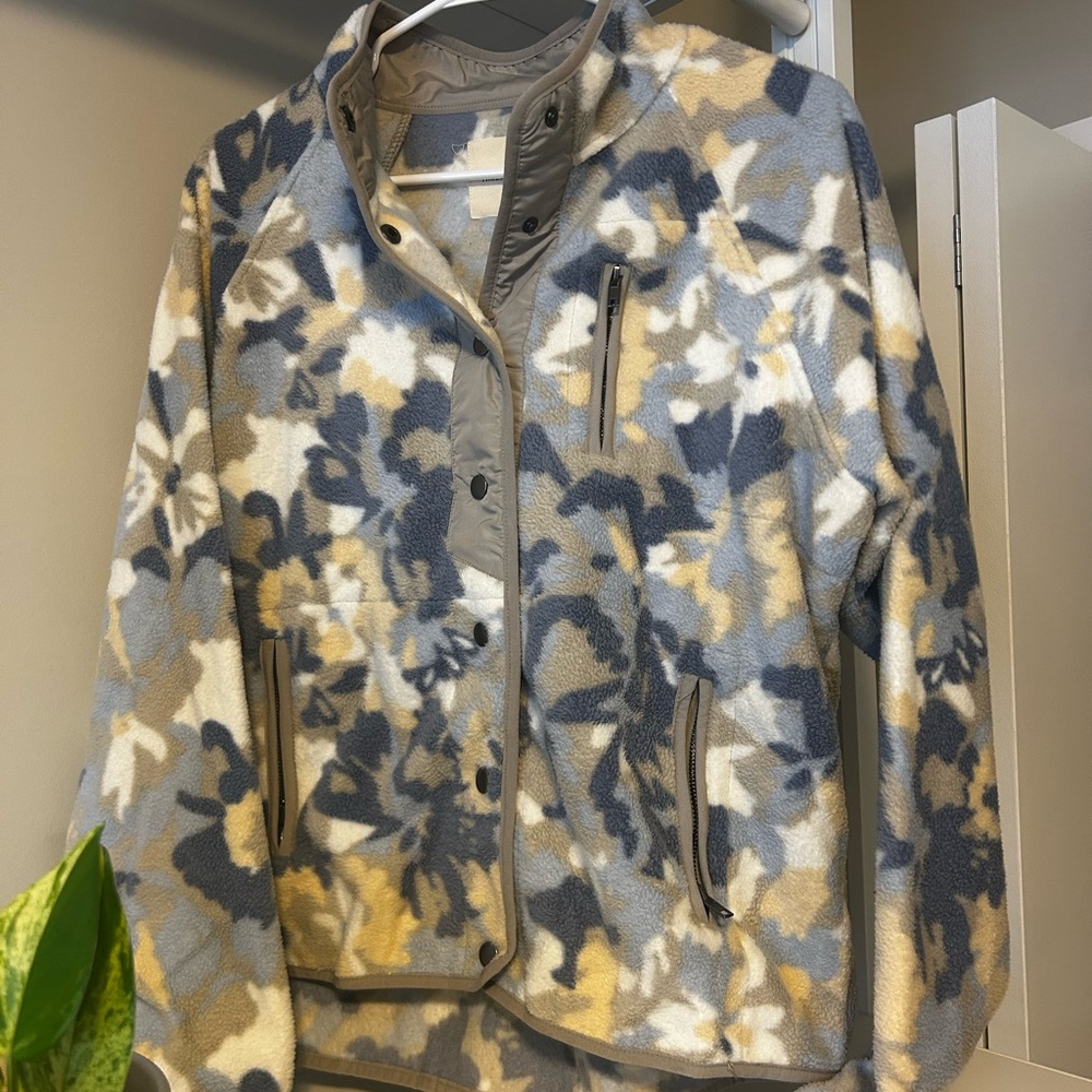 Thread&Supply Fleece Sweater